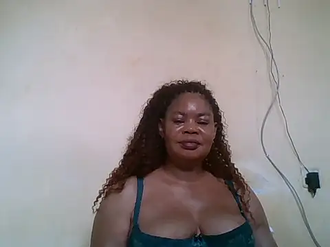 ANALQUEEN4