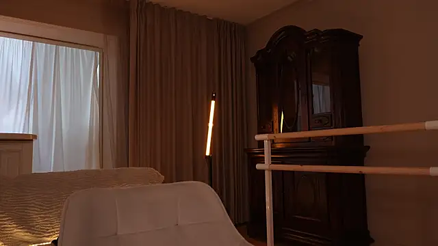 aurora_nude
