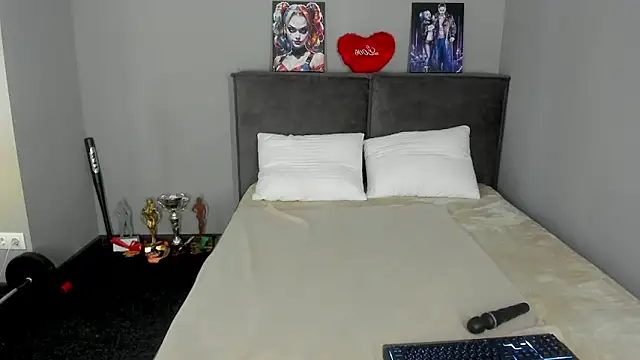 musclexxxbarbie - MuscleXXXBarbie's free webcam - UK Sex Cams