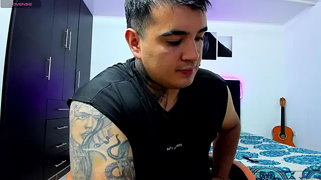 thiago__cp01 - Thiago__cp01's free webcam - UK Sex Cams