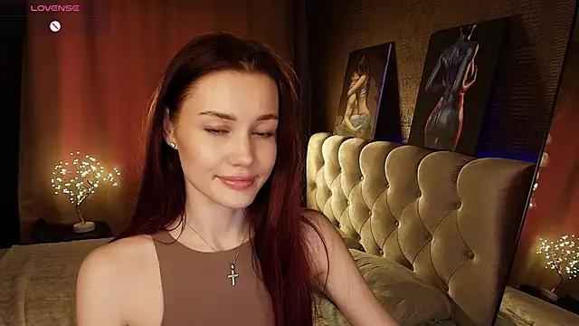 Aria_Mila webcam