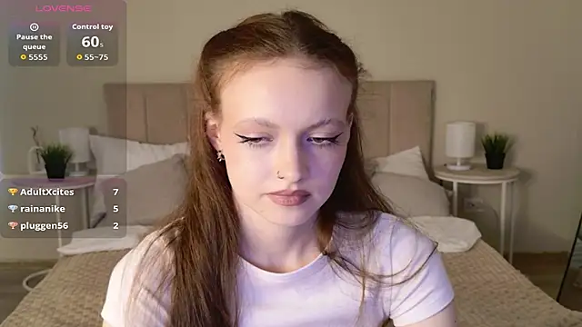SallyPinkman webcam