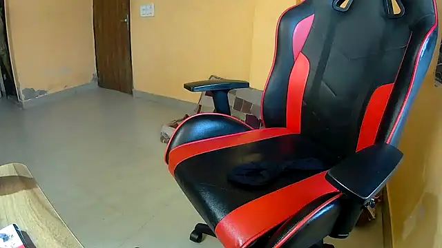 callmeshreya webcam