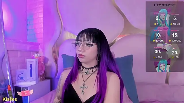 Watch NaniiSisy live on EroticFlix - High definition streams