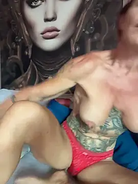 mommyselenafit_ (F mature) - flash boobies and bouncem
