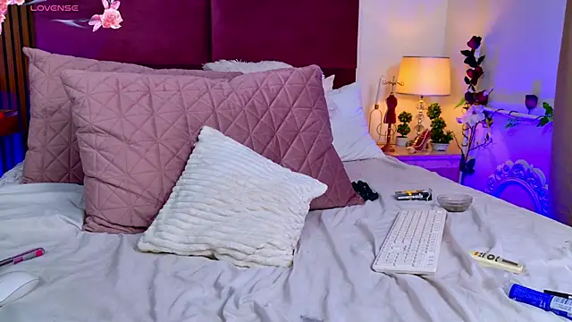 VanessaAngel webcam
