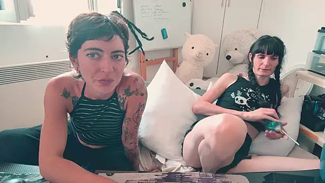 CeriseLapine webcam