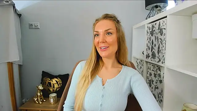 aullorahoney (F young) - Make Me Happy