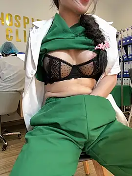 secretly_masturbating webcam