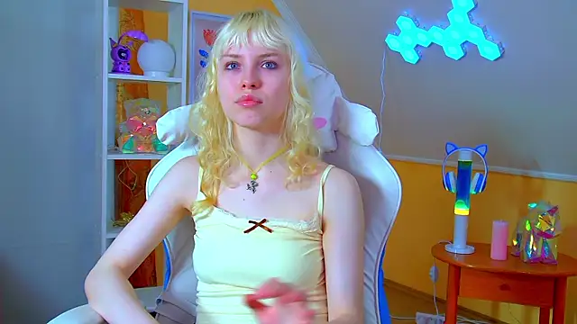 hannahhollis - HannahHollis's free webcam - UK Sex Cams