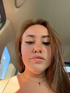 Watch KiraSunshine live on EroticFlix - High definition streams
