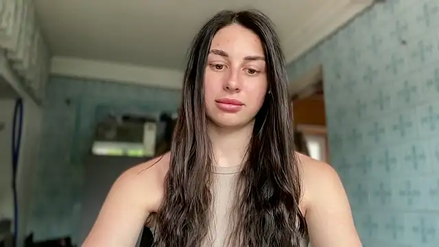 Watch LiluMartiznir live on EroticFlix - High definition streams