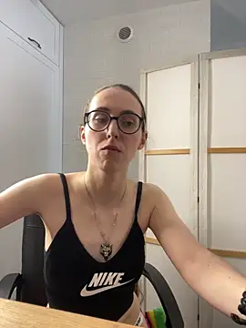 martiniiselenna - MartiniiSelenna's free webcam - UK Sex Cams