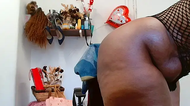 Watch xTALLSEXYBUMx live on EroticFlix - High definition streams