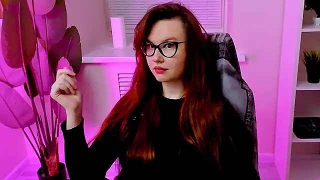 CarolGiggly webcam