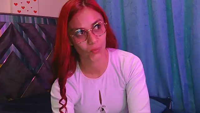 tinny_emiily webcam