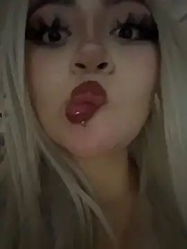 lya_nekko_ webcam