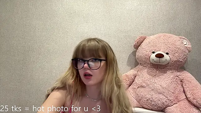 MarlaMotsinger live cam