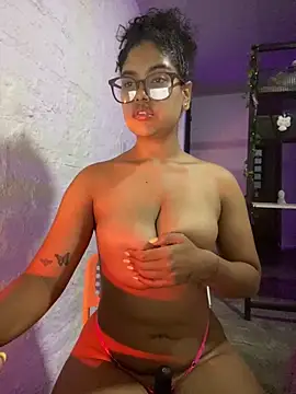 Kittybrown18 webcam