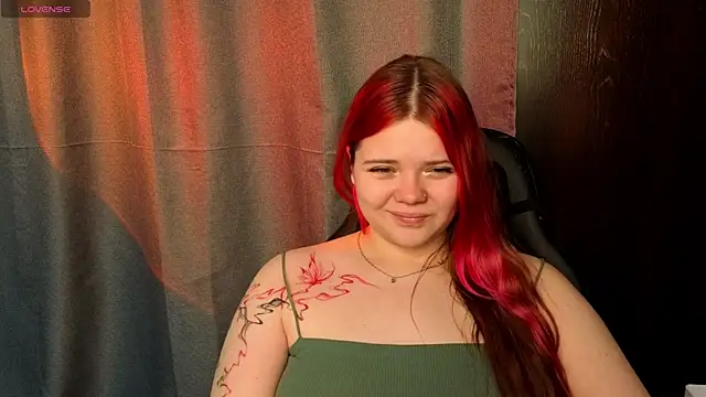 KellyFiery live cam