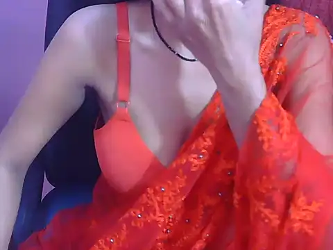 Queen_pooja1 webcam