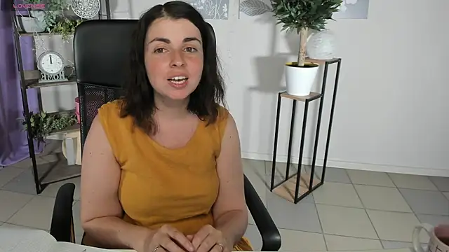 MartaEdams webcam