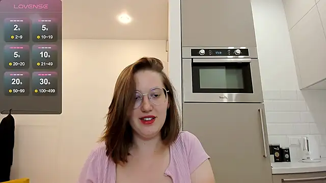 Charmy_Gracy webcam