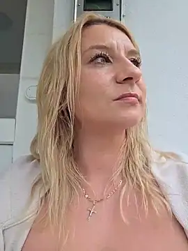 KaylinJan live cam