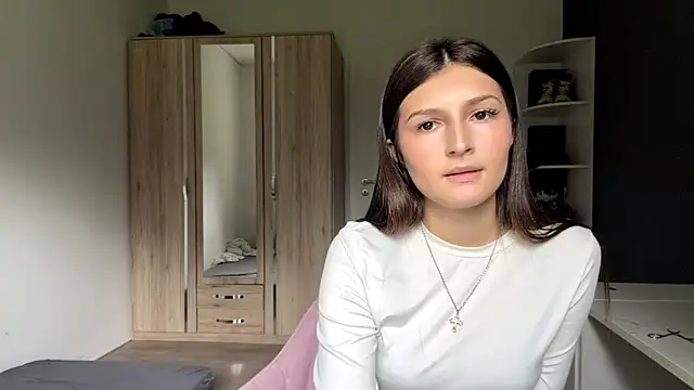SpanishRooter webcam