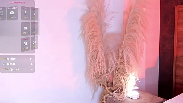 CristineRainn_ webcam