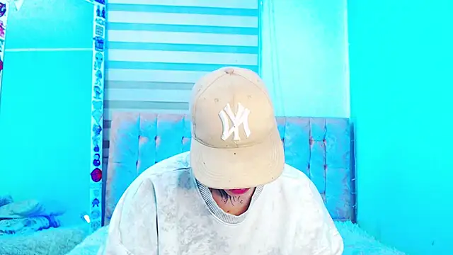 _justinmoon2 live cam