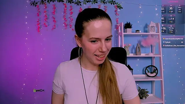 lumi_soft live cam on StripChat