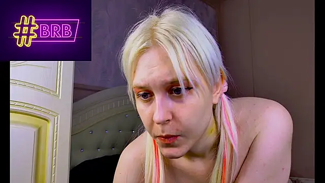 Aira23 - Trans webcam sex chat