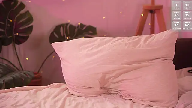 missstease (F young) - Dildo play in doggy