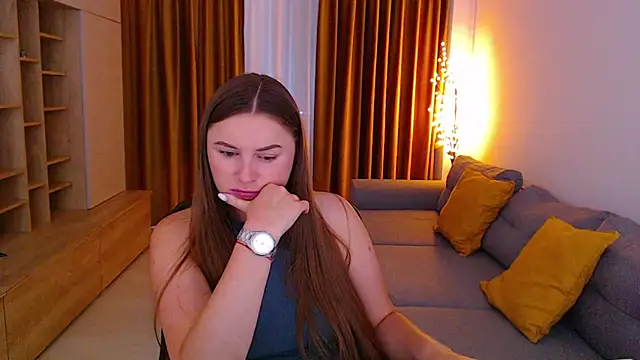 mia_bloomy webcam
