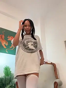 HaileyDiana webcam