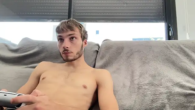 PrecededPolenta live cam