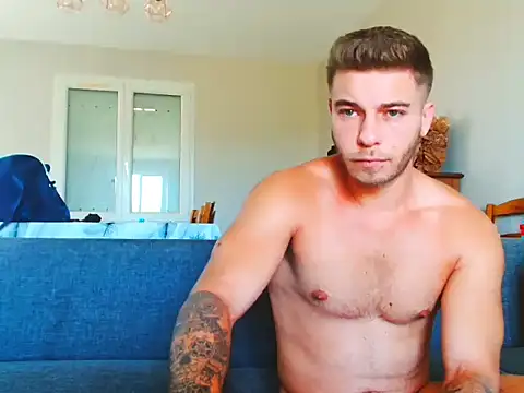 Elkafit28 live cam