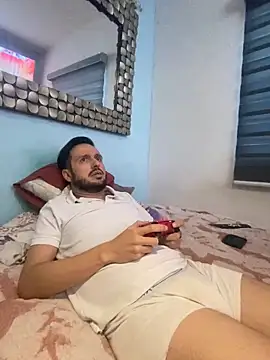 Alexitho25 live cam