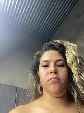sofi_and_curlers669 webcam