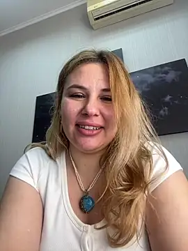 Passion-Blondy webcam