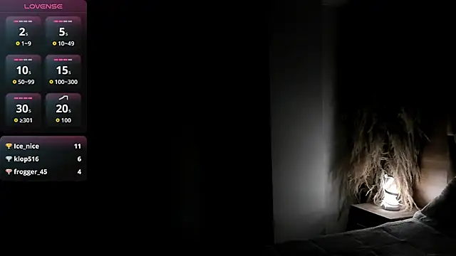CristineRainn_ webcam