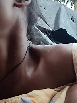 sweet-runi - Sweet-runi's free webcam - UK Sex Cams