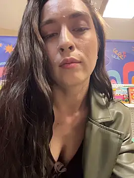 Holly_Play