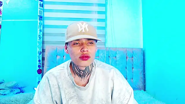 _justinmoon2 live cam