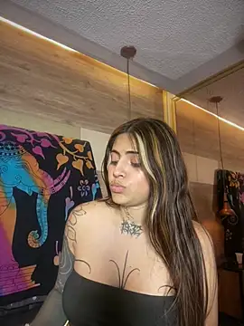 Watch Cori_Paige live on EroticFlix - High definition streams