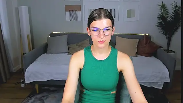 AnnaThorne webcam