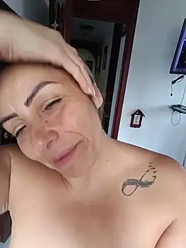 maynor_1998 live cam