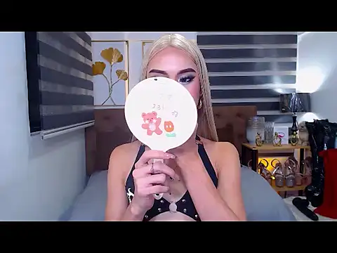 JuicyCockThea live cam