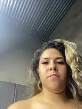 sofi_and_curlers669 webcam